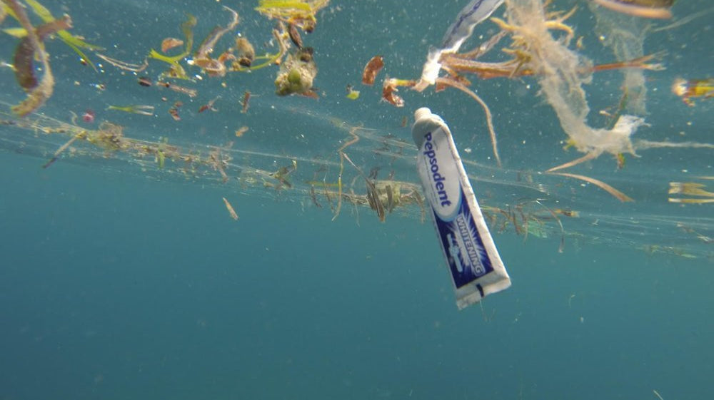 Recyclable tubes: A FAKE solution for a REAL problem.