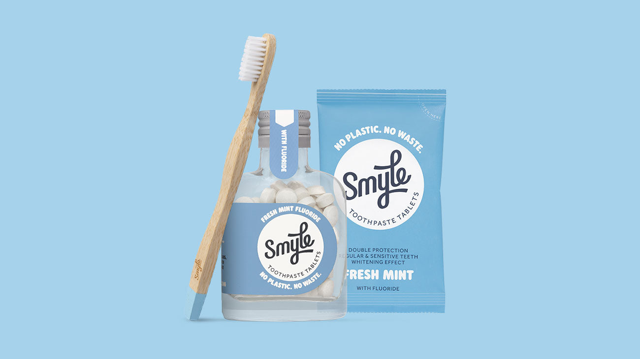 HOW TO USE SMYLE TOOTHPASTE TABLETS?