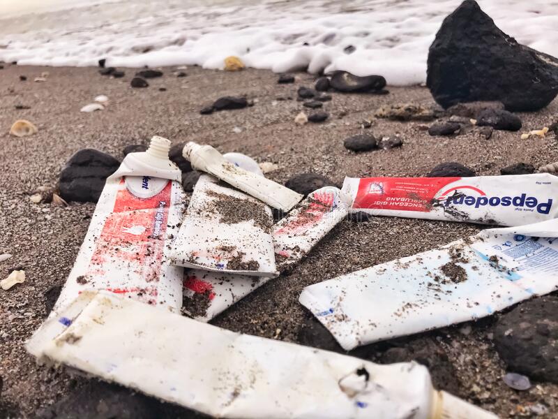 MICROPLASTICS IN TOOTHPASTE, REALLY? STILL??