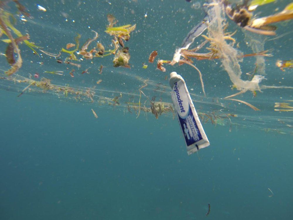 Recyclable tubes: A FAKE solution for a REAL problem.